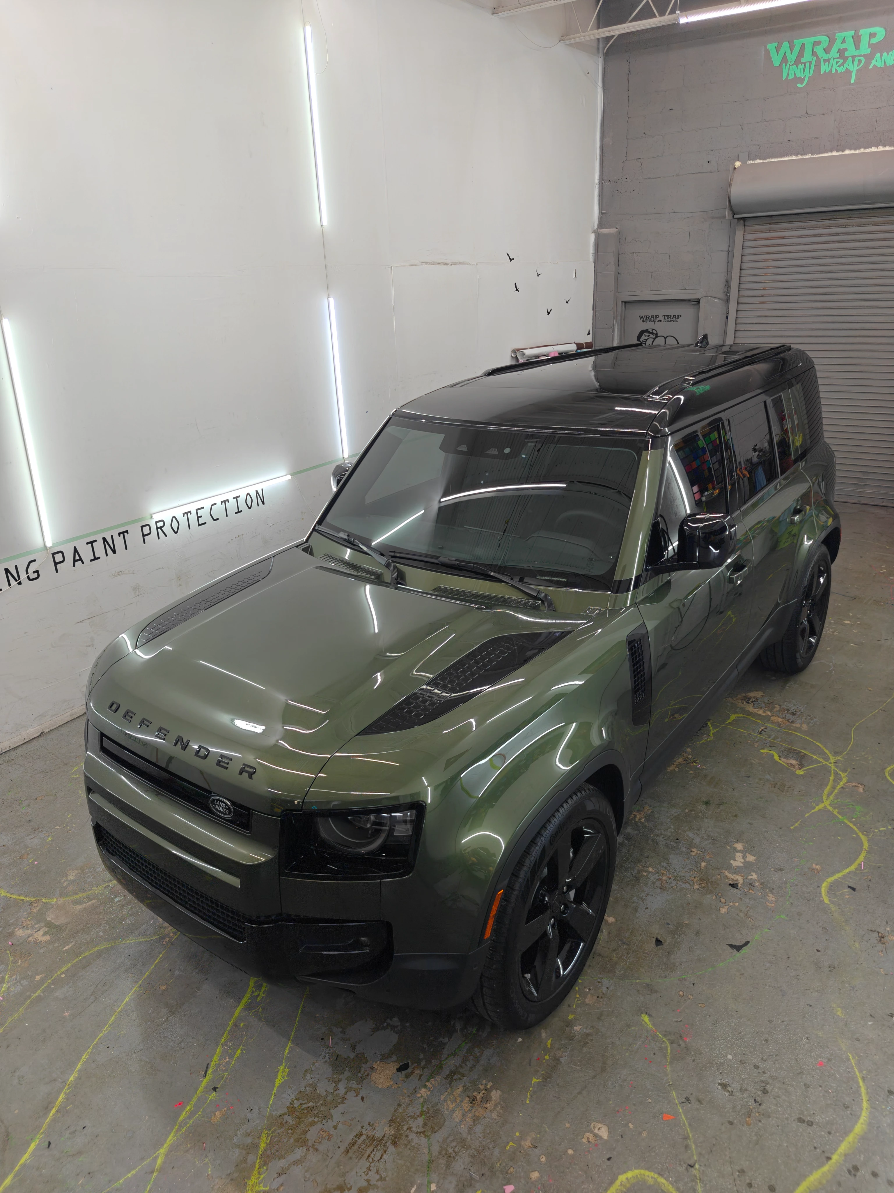 Gloss Black + Pine Green