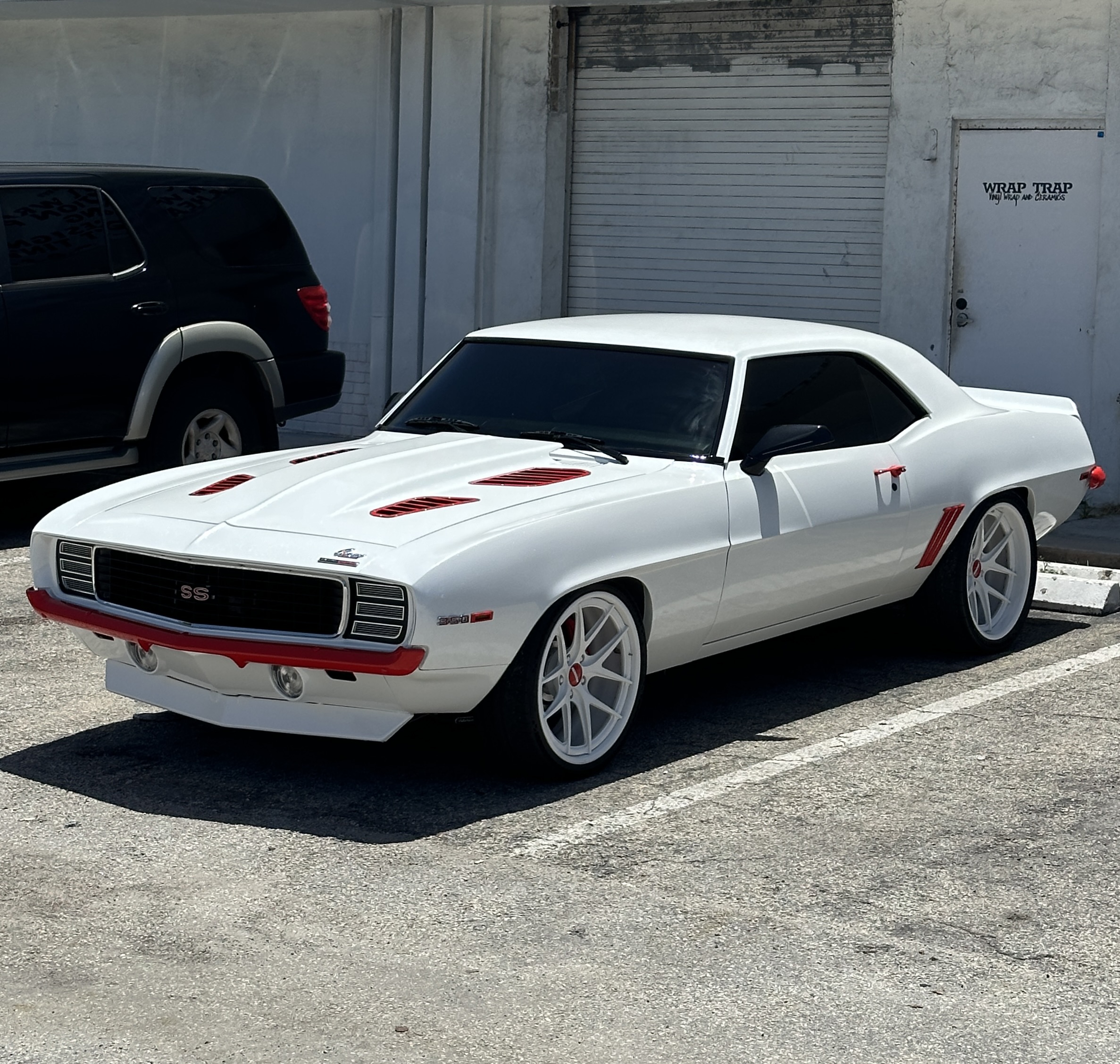Gloss Saturn White wrap